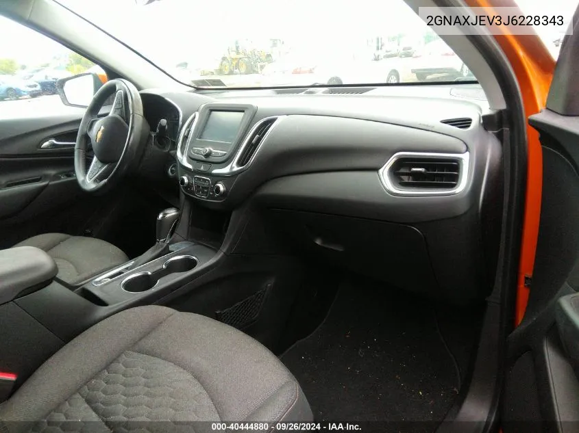 2GNAXJEV3J6228343 2018 Chevrolet Equinox Lt