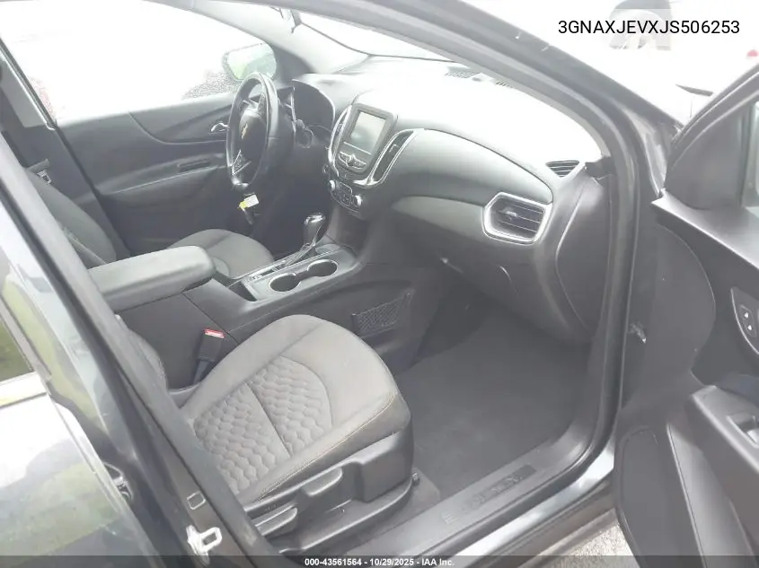3GNAXJEVXJS506253 2018 Chevrolet Equinox Lt