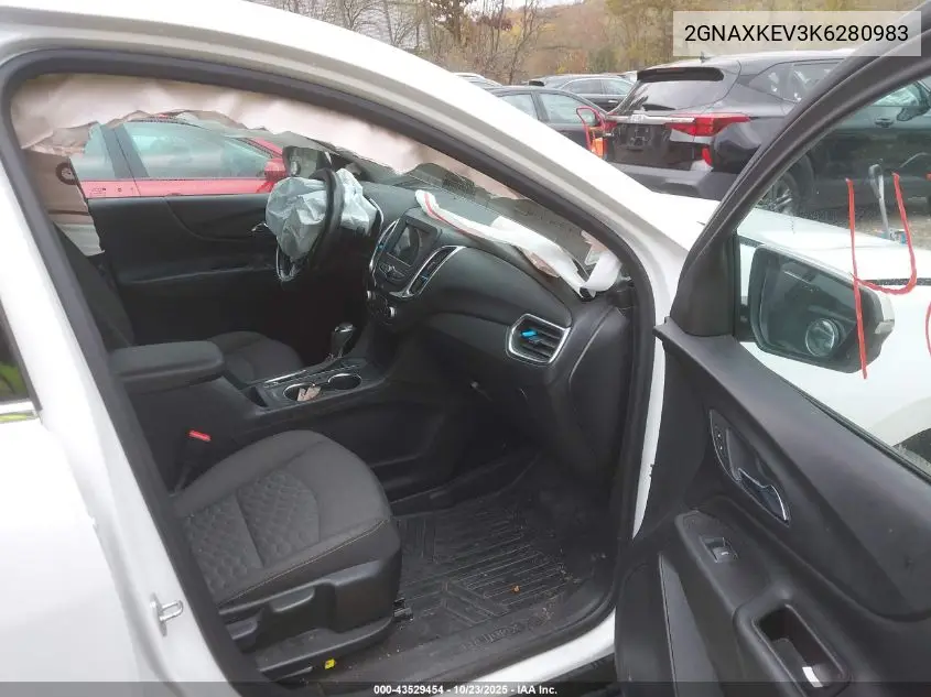 2GNAXKEV3K6280983 2019 Chevrolet Equinox Lt