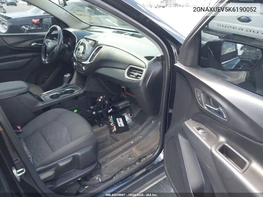 2GNAXUEV5K6190052 2019 Chevrolet Equinox Lt