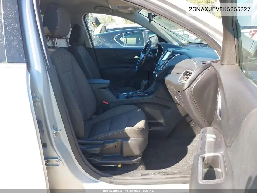 2GNAXJEV8K6265227 2019 Chevrolet Equinox Lt