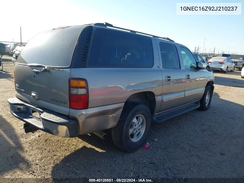 2002 Chevrolet Suburban 1500 Lt VIN: 1GNEC16Z92J210237 Lot: 40120551