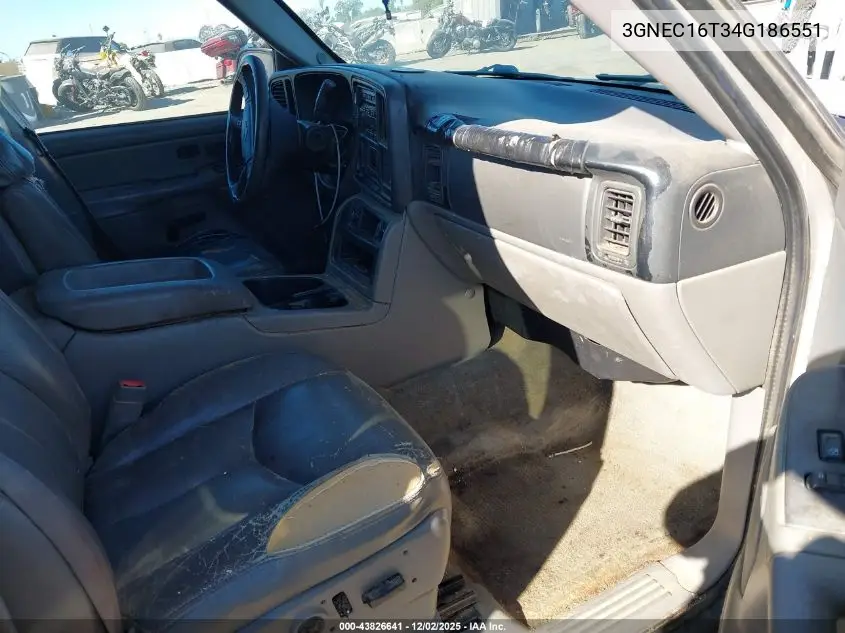 3GNEC16T34G186551 2004 Chevrolet Suburban 1500 Lt