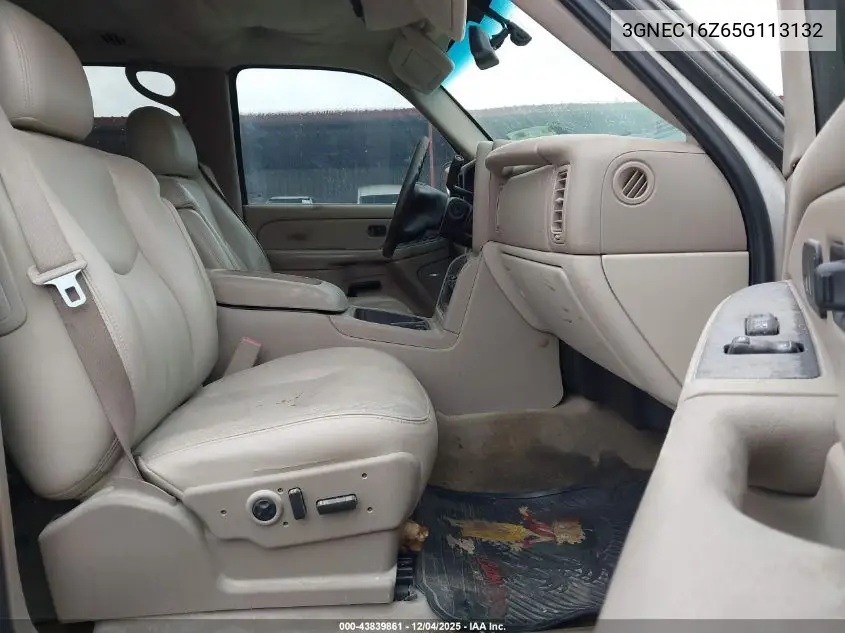 3GNEC16Z65G113132 2005 Chevrolet Suburban 1500 Lt