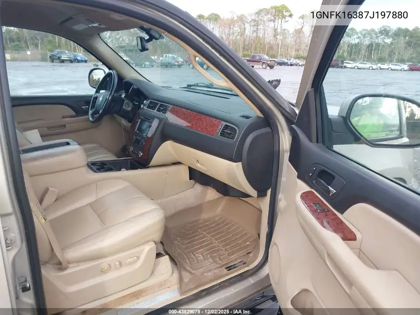 1GNFK16387J197880 2007 Chevrolet Suburban 1500 Ltz