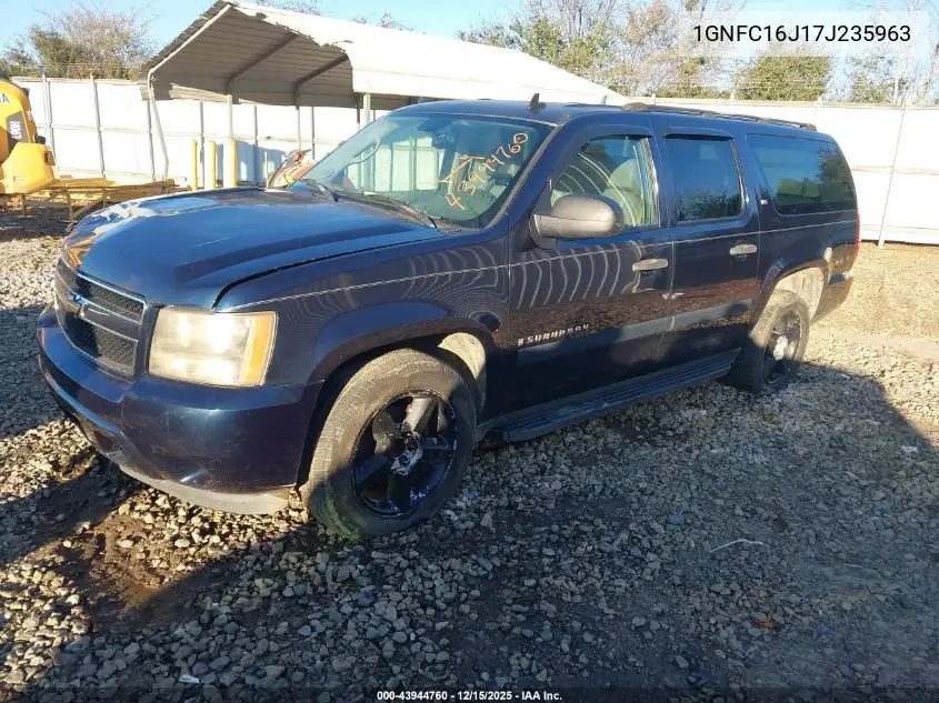 1GNFC16J17J235963 2007 Chevrolet Suburban 1500 Ls