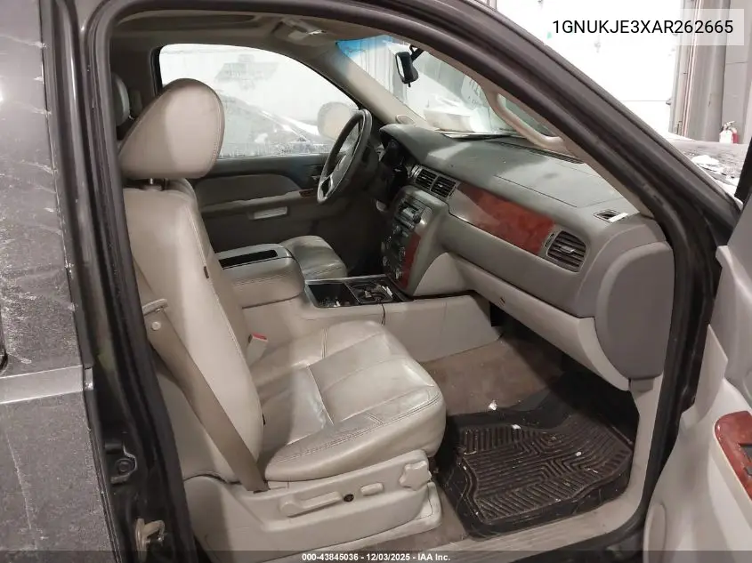 1GNUKJE3XAR262665 2010 Chevrolet Suburban 1500 Lt1