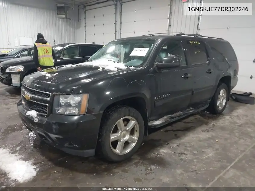 1GNSKJE77DR302246 2013 Chevrolet Suburban 1500 Lt