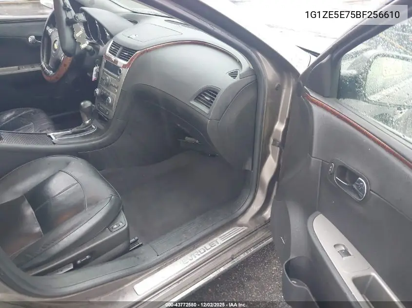1G1ZE5E75BF256610 2011 Chevrolet Malibu Ltz