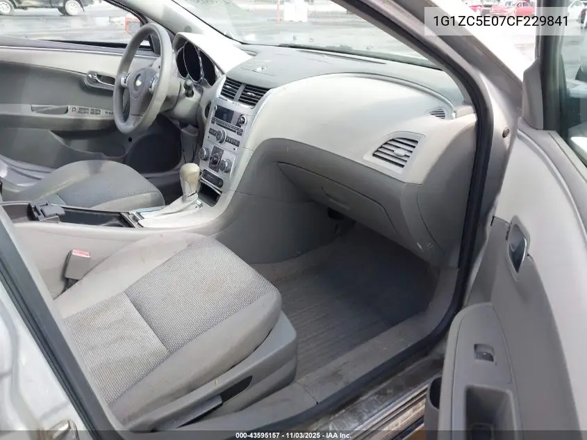 1G1ZC5E07CF229841 2012 Chevrolet Malibu 1Lt