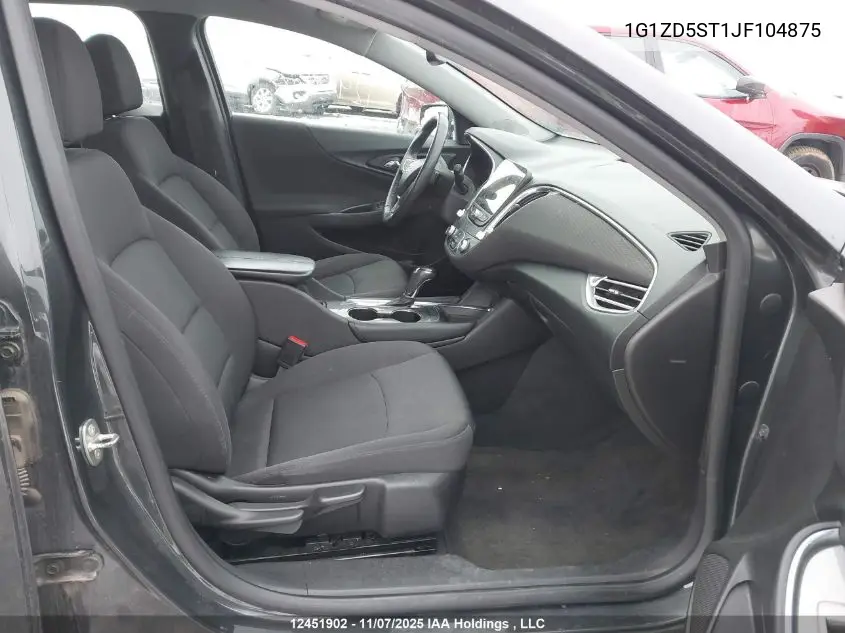 1G1ZD5ST1JF104875 2018 Chevrolet Malibu Lt