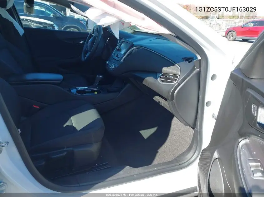1G1ZC5ST0JF163029 2018 Chevrolet Malibu 1Fl