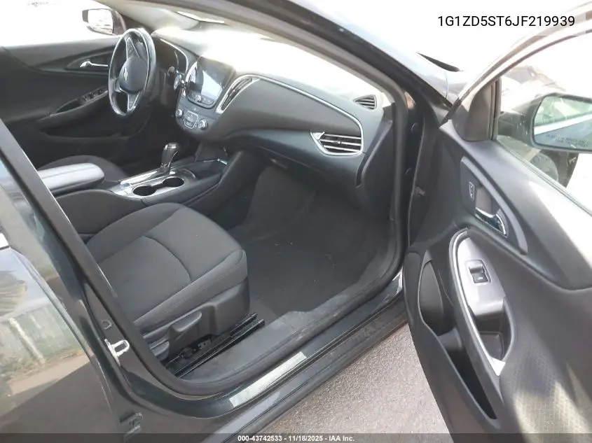1G1ZD5ST6JF219939 2018 Chevrolet Malibu Lt