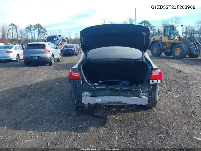 1G1ZD5ST2JF263968 2018 Chevrolet Malibu Lt