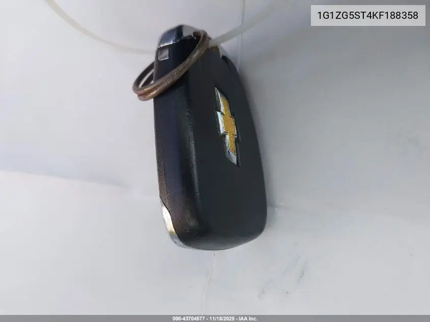 1G1ZG5ST4KF188358 2019 Chevrolet Malibu Rs