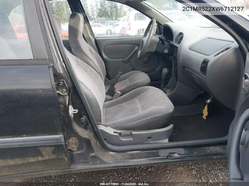 2C1MR522XW6712127 1998 Chevrolet Metro Lsi