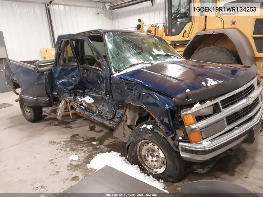 1998 Chevrolet K1500 Fleetside VIN: 1GCEK19R1WR134253 Lot: 43817217