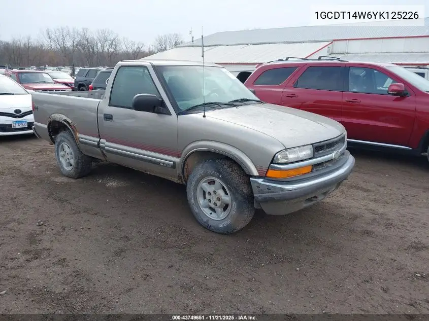 1GCDT14W6YK125226 2000 Chevrolet S-10 Ls