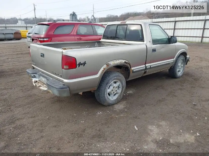 1GCDT14W6YK125226 2000 Chevrolet S-10 Ls