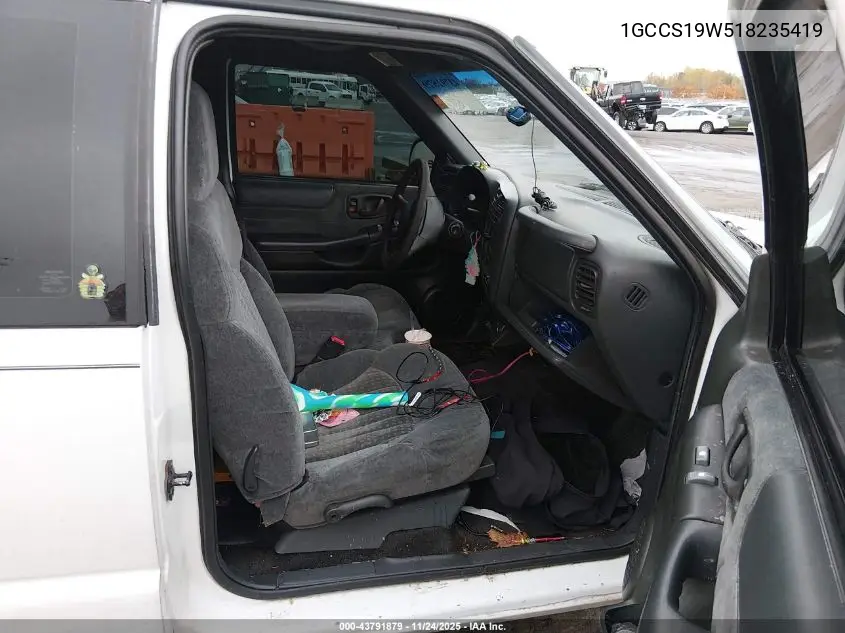 1GCCS19W518235419 2001 Chevrolet S-10 Ls