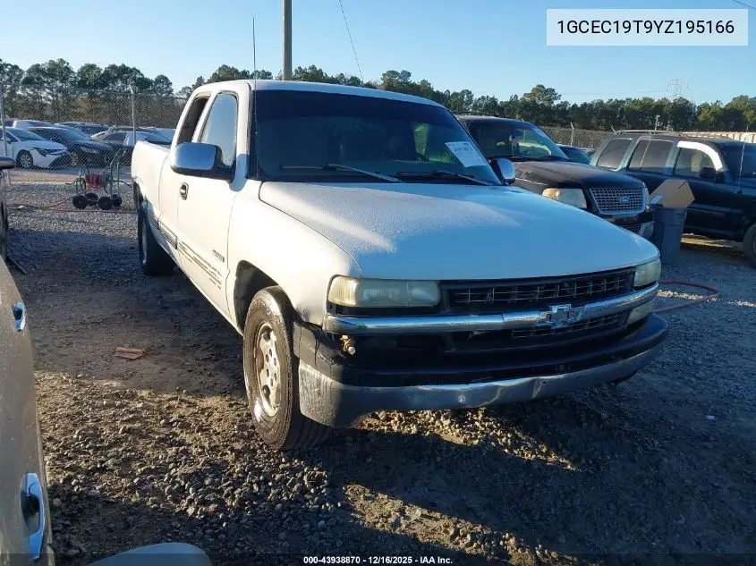 1GCEC19T9YZ195166 2000 Chevrolet Silverado 1500 Lt