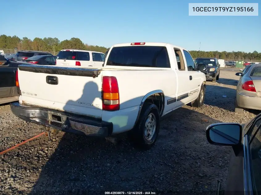 1GCEC19T9YZ195166 2000 Chevrolet Silverado 1500 Lt