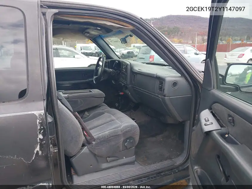 2GCEK19T2Y1147097 2000 Chevrolet Silverado 1500 Ls/Lt