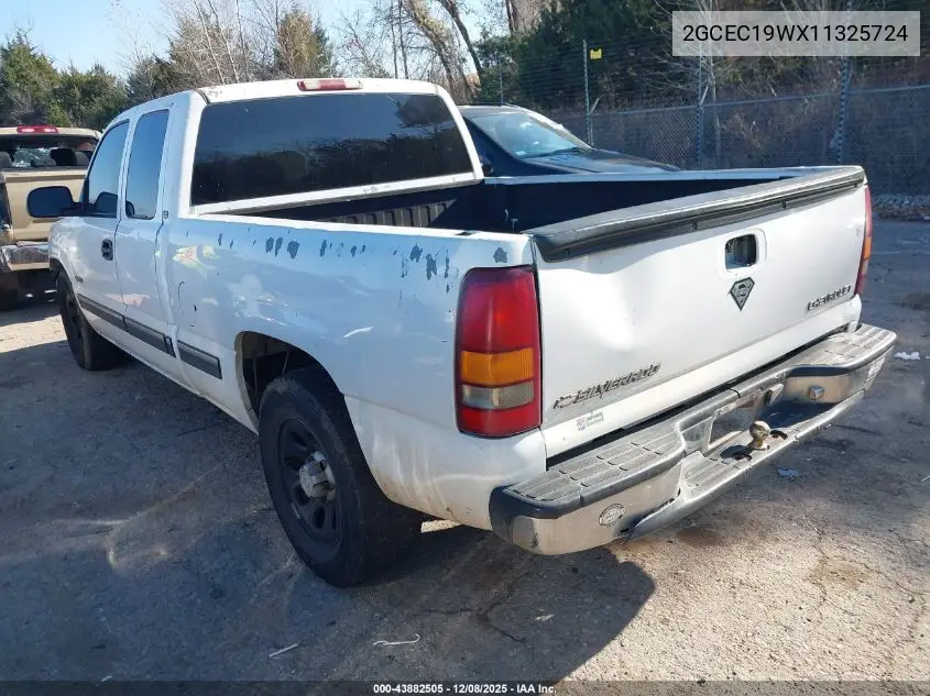 2GCEC19WX11325724 2001 Chevrolet Silverado 1500 Ls