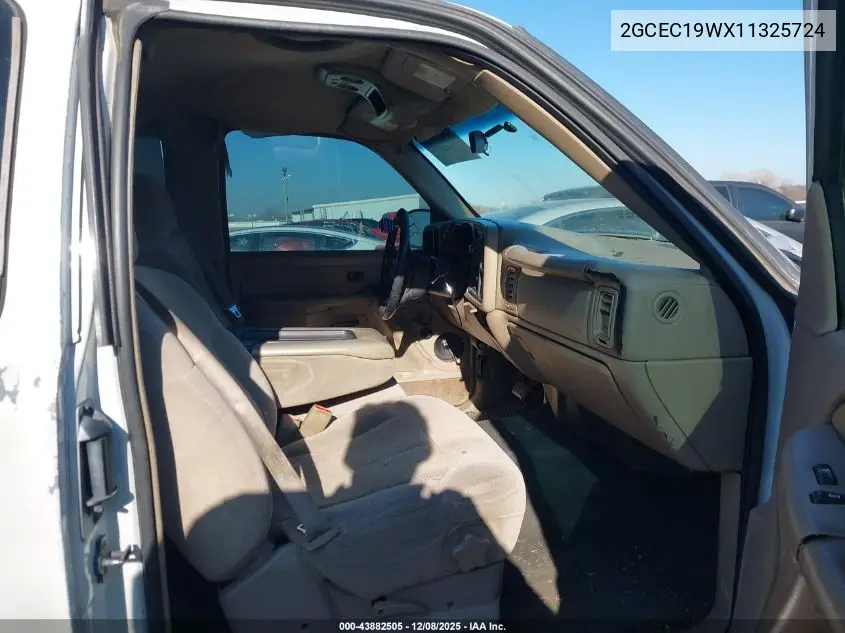 2GCEC19WX11325724 2001 Chevrolet Silverado 1500 Ls