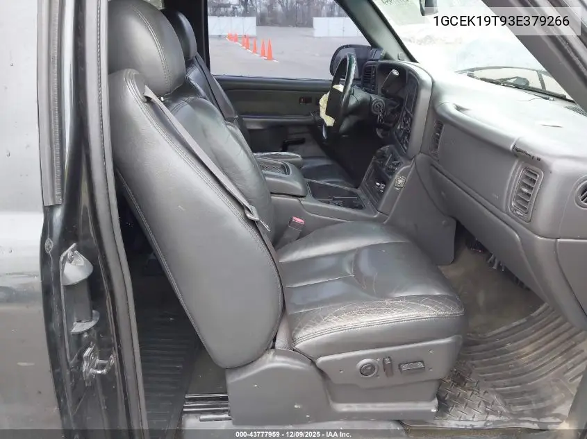 1GCEK19T93E379266 2003 Chevrolet Silverado 1500 Lt