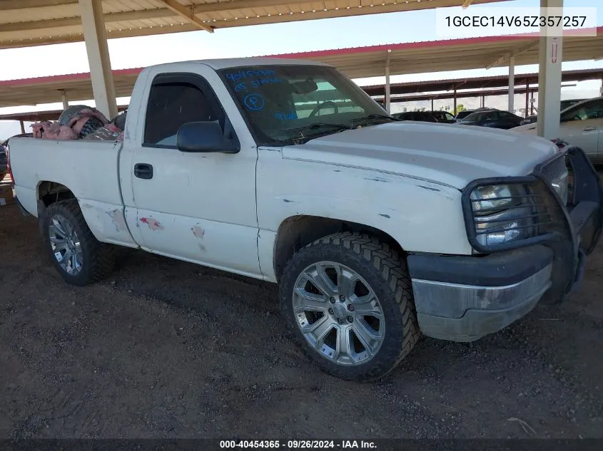 2005 Chevrolet Silverado 1500 Work Truck VIN: 1GCEC14V65Z357257 Lot: 40454365