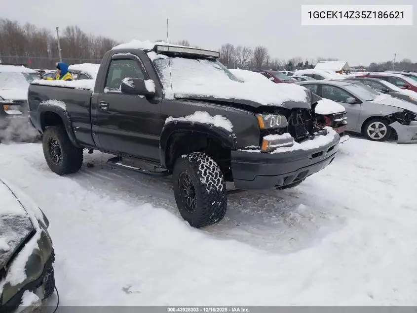 1GCEK14Z35Z186621 2005 Chevrolet Silverado 1500 Z71
