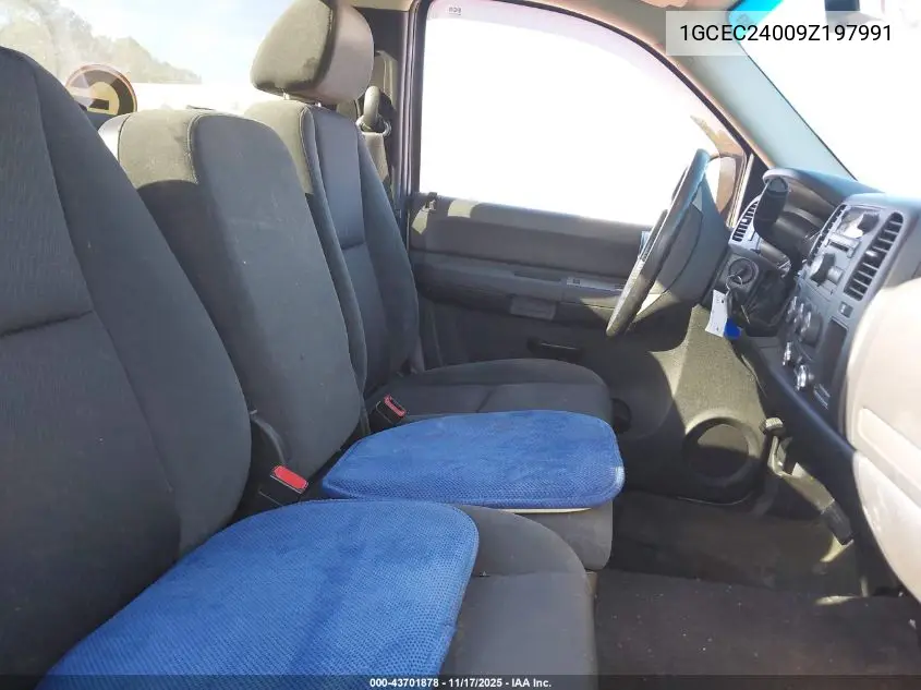 1GCEC24009Z197991 2009 Chevrolet Silverado 1500 Lt