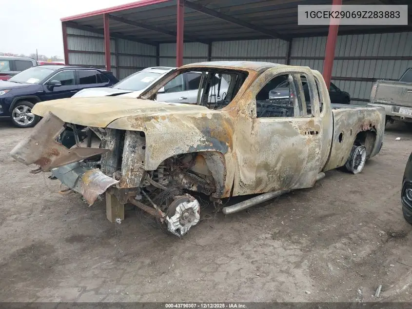 1GCEK29069Z283883 2009 Chevrolet Silverado 1500 Lt