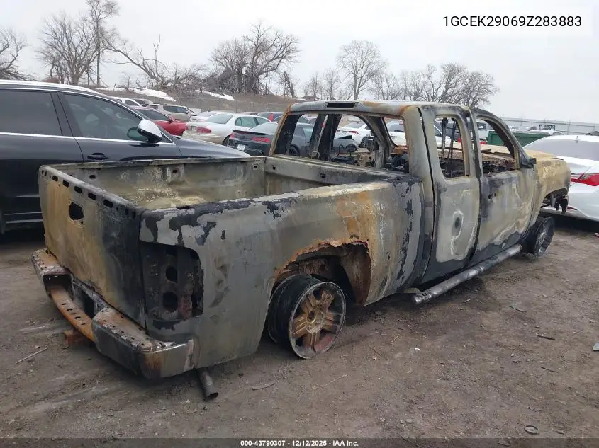 1GCEK29069Z283883 2009 Chevrolet Silverado 1500 Lt