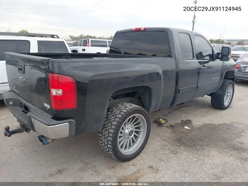 2GCEC29JX91124945 2009 Chevrolet Silverado 1500 Lt