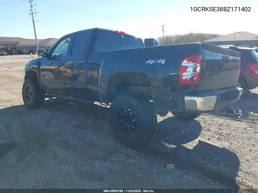 1GCRKSE38BZ171402 2011 Chevrolet Silverado 1500 Lt