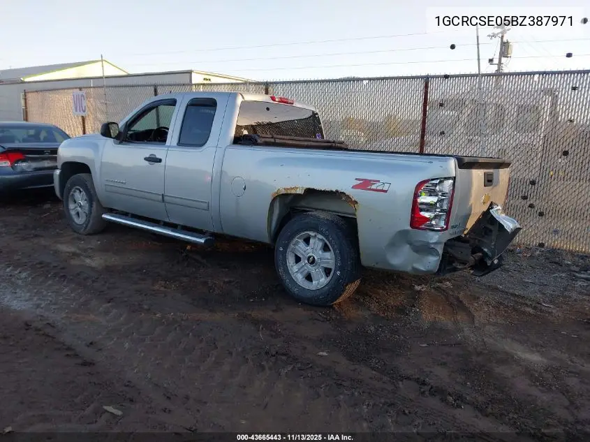 1GCRCSE05BZ387971 2011 Chevrolet Silverado 1500 Lt