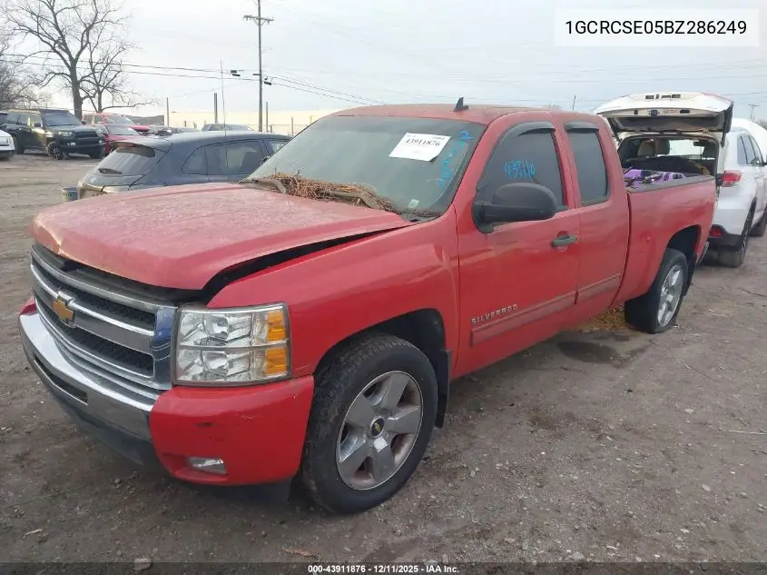 1GCRCSE05BZ286249 2011 Chevrolet Silverado 1500 Lt
