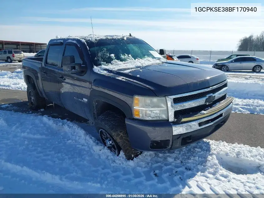 1GCPKSE38BF170940 2011 Chevrolet Silverado 1500 Lt