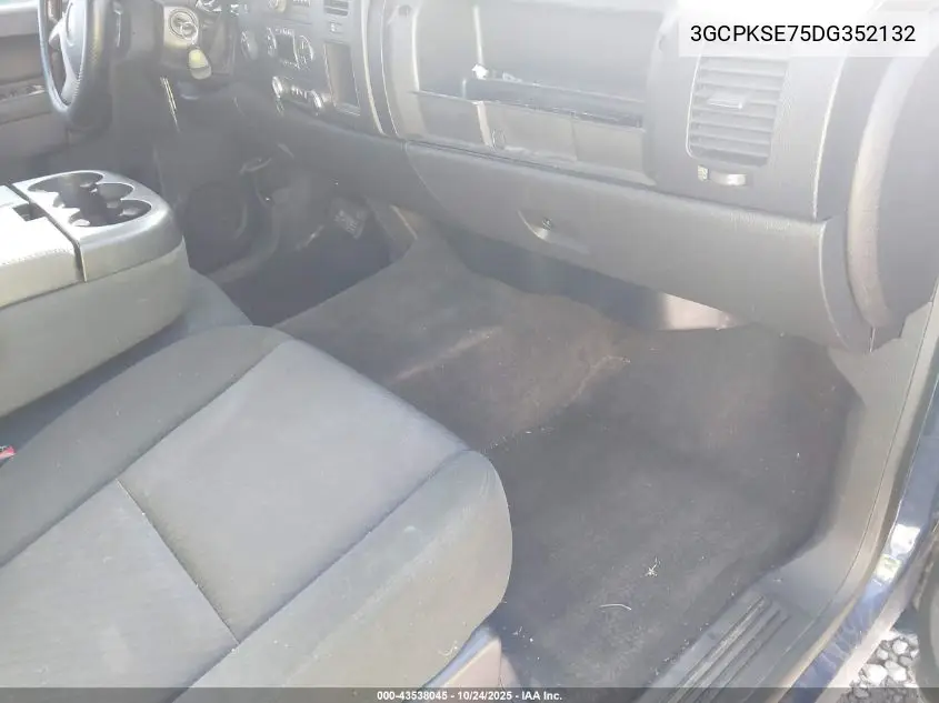 3GCPKSE75DG352132 2013 Chevrolet Silverado 1500 Lt