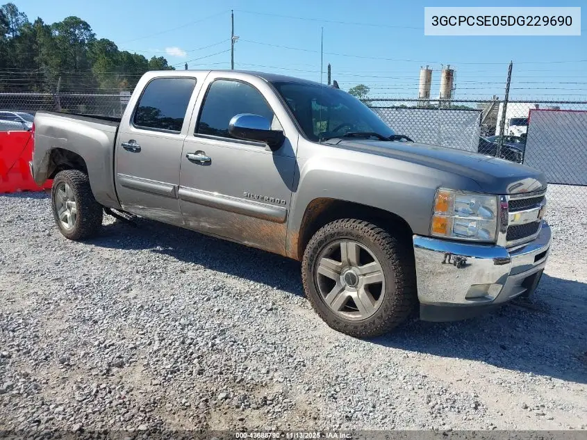 3GCPCSE05DG229690 2013 Chevrolet Silverado 1500 Lt