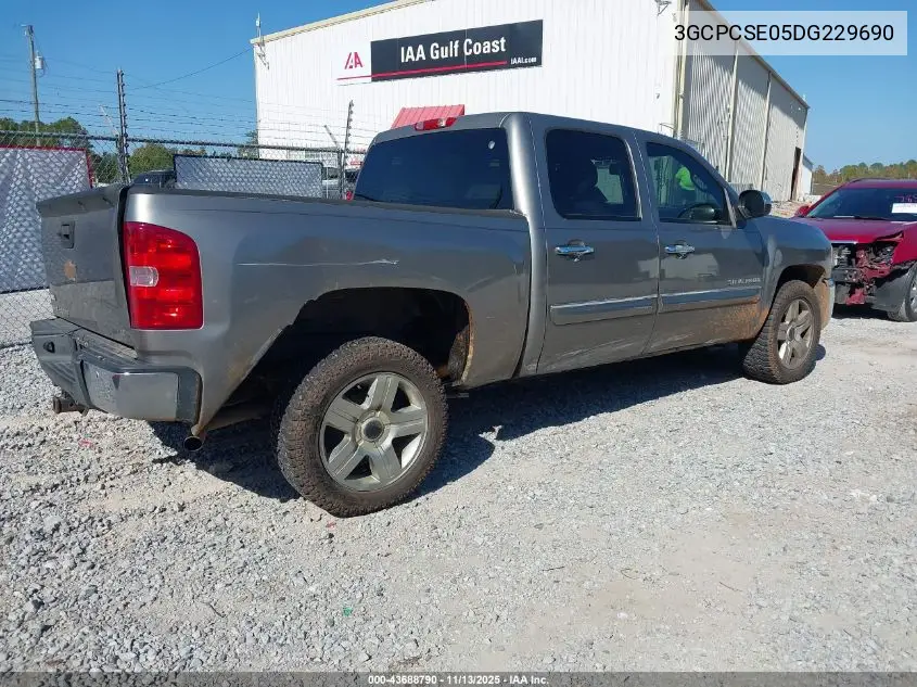 3GCPCSE05DG229690 2013 Chevrolet Silverado 1500 Lt