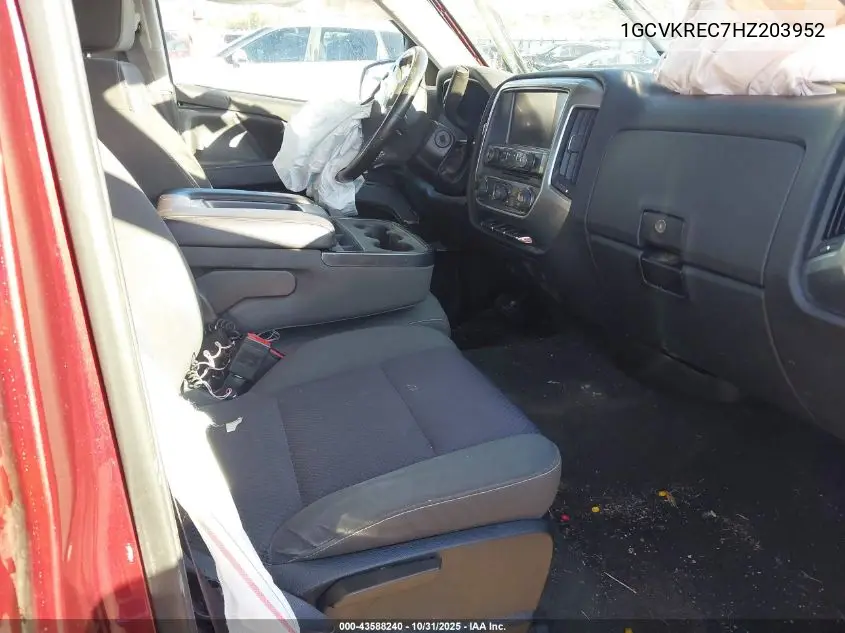 1GCVKREC7HZ203952 2017 Chevrolet Silverado 1500 2Lt