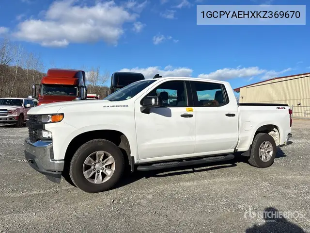 1GCPYAEHXKZ369670 2019 Chevrolet Silverado 1500 2019 Chevrolet Silverado 1500 4X4 Crew Cab Pickup