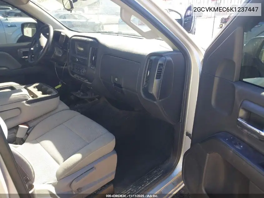 2GCVKMEC6K1237447 2019 Chevrolet Silverado 1500 Ld Silverado Custom