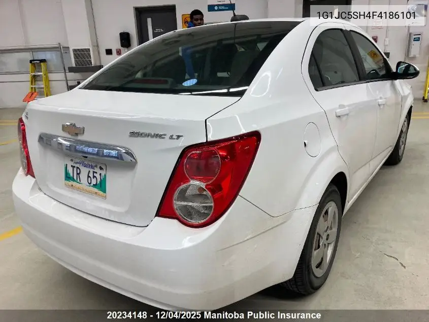 1G1JC5SH4F4186101 2015 Chevrolet Sonic Lt