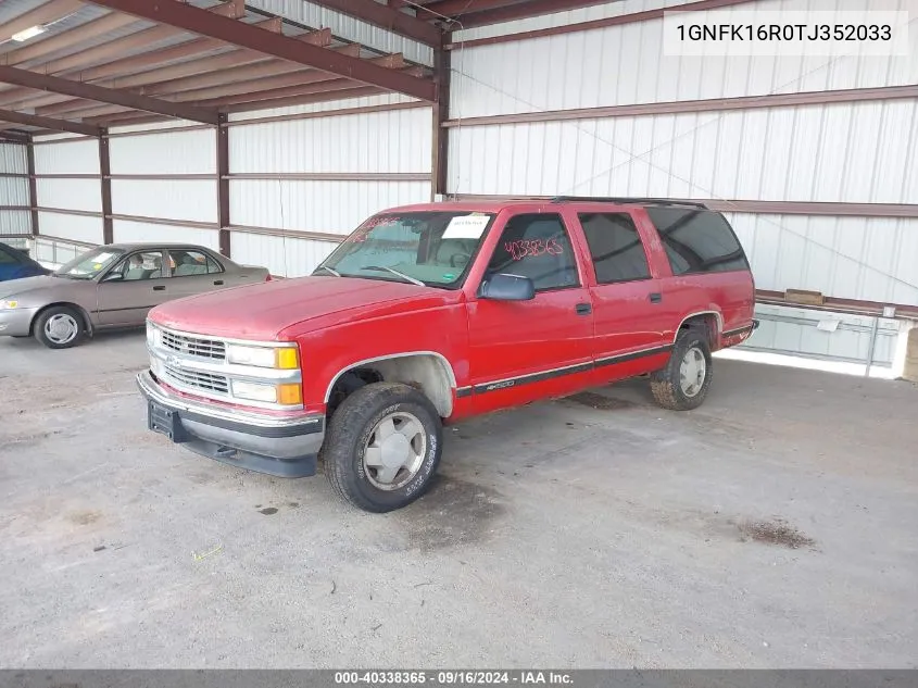 1996 Chevrolet Suburban K1500 VIN: 1GNFK16R0TJ352033 Lot: 40338365