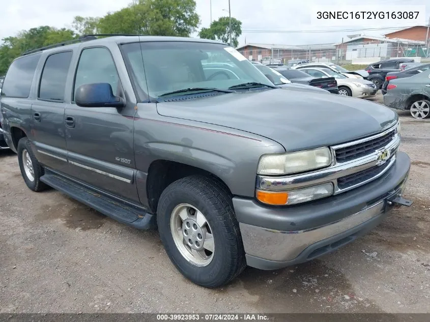 3GNEC16T2YG163087 2000 Chevrolet Suburban C1500