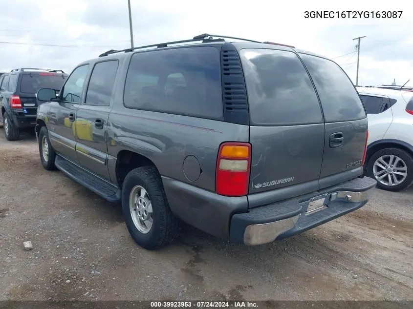 2000 Chevrolet Suburban C1500 VIN: 3GNEC16T2YG163087 Lot: 39923953